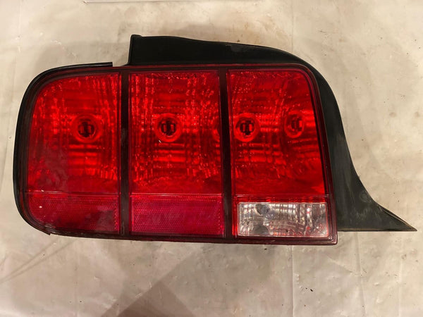 2005 - 2009 FORD MUSTANG Coupe Rear Tail Light Lamp L eft Driver Side LH OEM