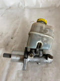 2002 - 2005 JEEP LIBERTY Brake Master Cylinder with Reservoir Bottle Tank OEM