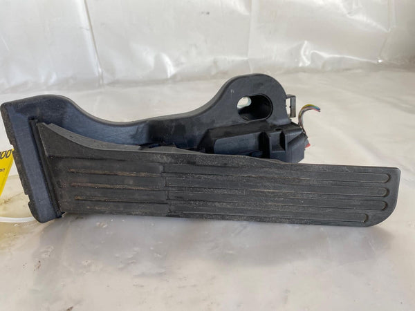 2009 VOLKSWAGEN EOS Automatic Transmission Gas Accelerator Throttle Pedal OEM