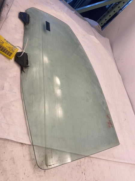 1995 - 2000 CHRYSLER CIRRUS Sedan Rear Door Glass Window Right Passenger Side