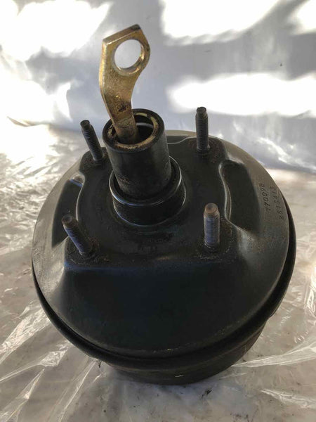 1992 - 1997 FORD AEROSTAR Power Steering Brake Booster F69A-2B559 3.0L RWD OEM J